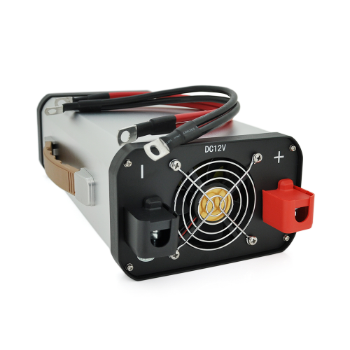 Інвертор напруги AEV7500W, 12 / 220V з апроксимованою синусоїдою, 2 універсальні розетки, 2*USB (DC:5V / 2.4A), клемні дроти, BOX