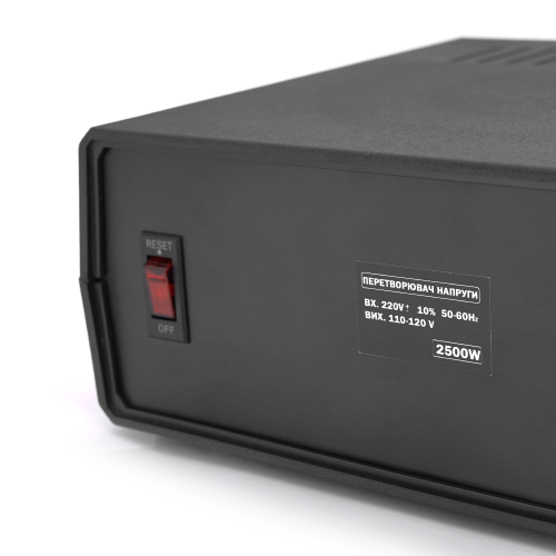 Перетворювач напруги понижуючий MERLION PN-2500, Input 220 V / Output 110V, 2500W, трансформаторний