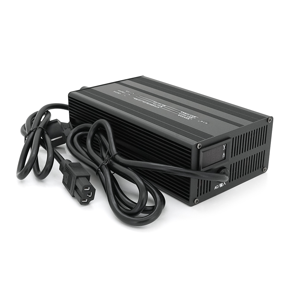 Зарядний пристрій для акумуляторів Li-ion 72V(80V),20A,1600W, LED-індикація, 225х125х68mm, 1.85kg