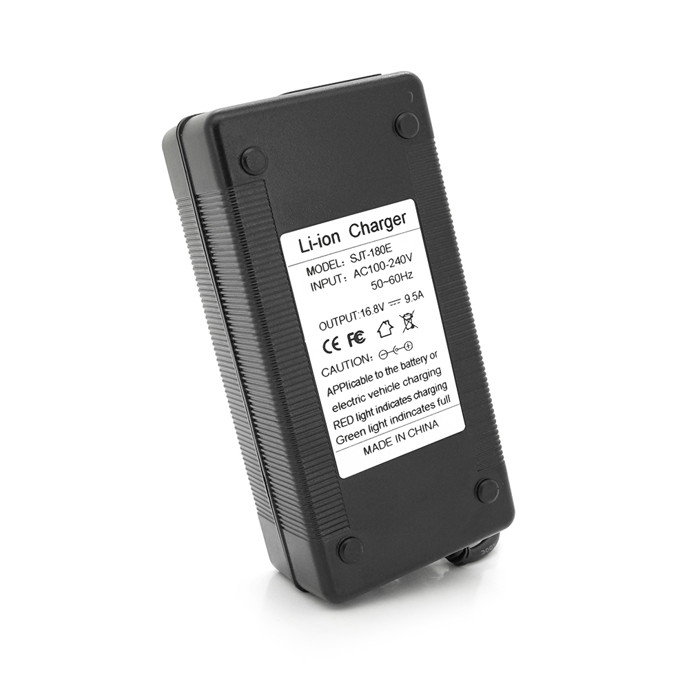 Зарядний пристрій для акумуляторів Li-ion 16,8V,4S,10A, штекер 5,5х2,5мм, 135x55x45mm. 0,5 кг