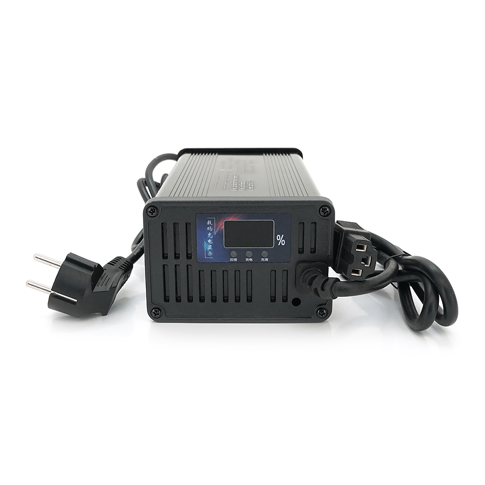 Зарядний пристрій для акумуляторів Li-ion 72V(84V),20S,12A, штекер Triangle plug (T-tipe / IEC / C13 N+L-), 185x88x60mm