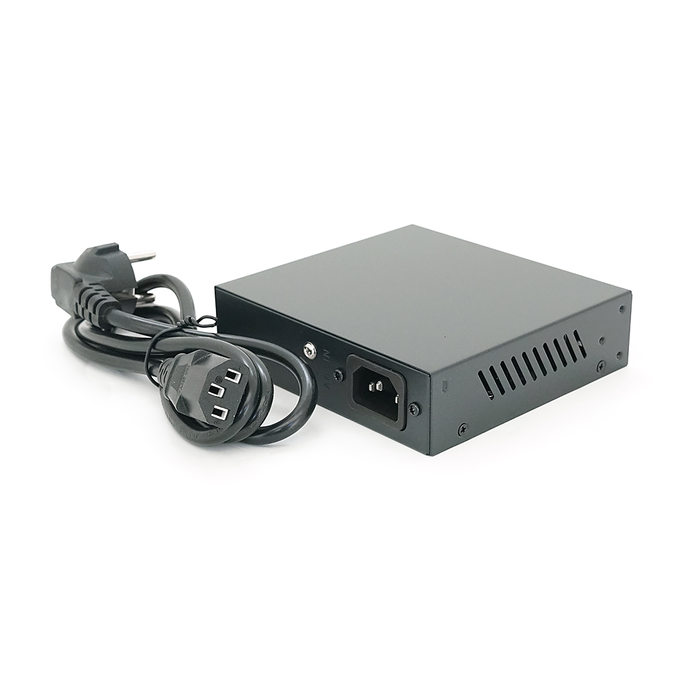 4-портовий керований PoE комутатор YOSO YO204D -52 з 4 портами POE 100Мбіт + 2 UP-Link 100Мбіт 52V / 52W. APP-Amitres